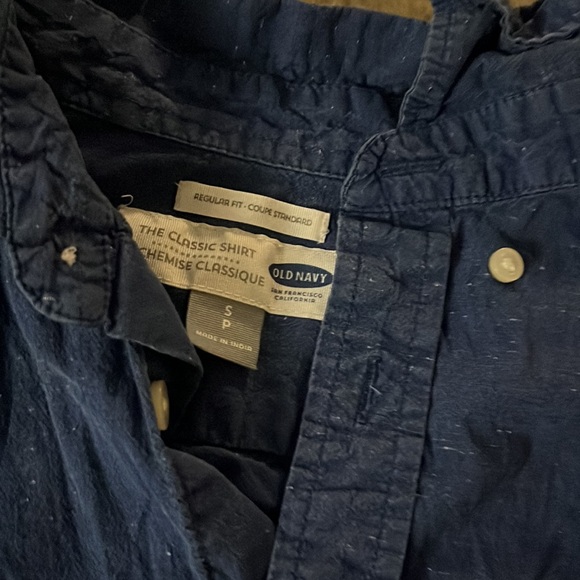 New Old navy shirt $15obo - Picture 2 of 2